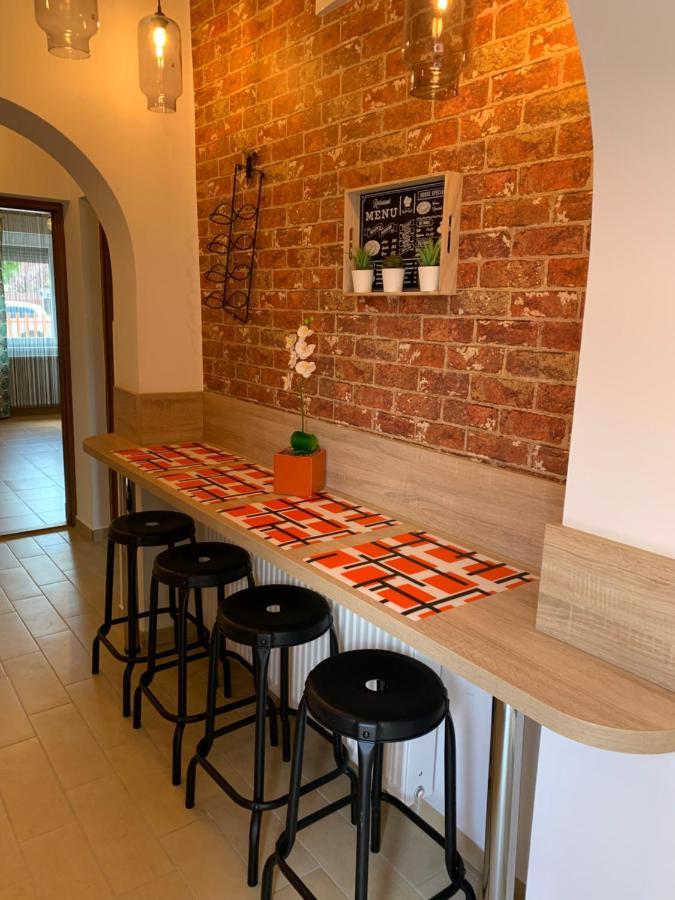 Armada Family Apartment Hajdúszoboszló Exteriör bild
